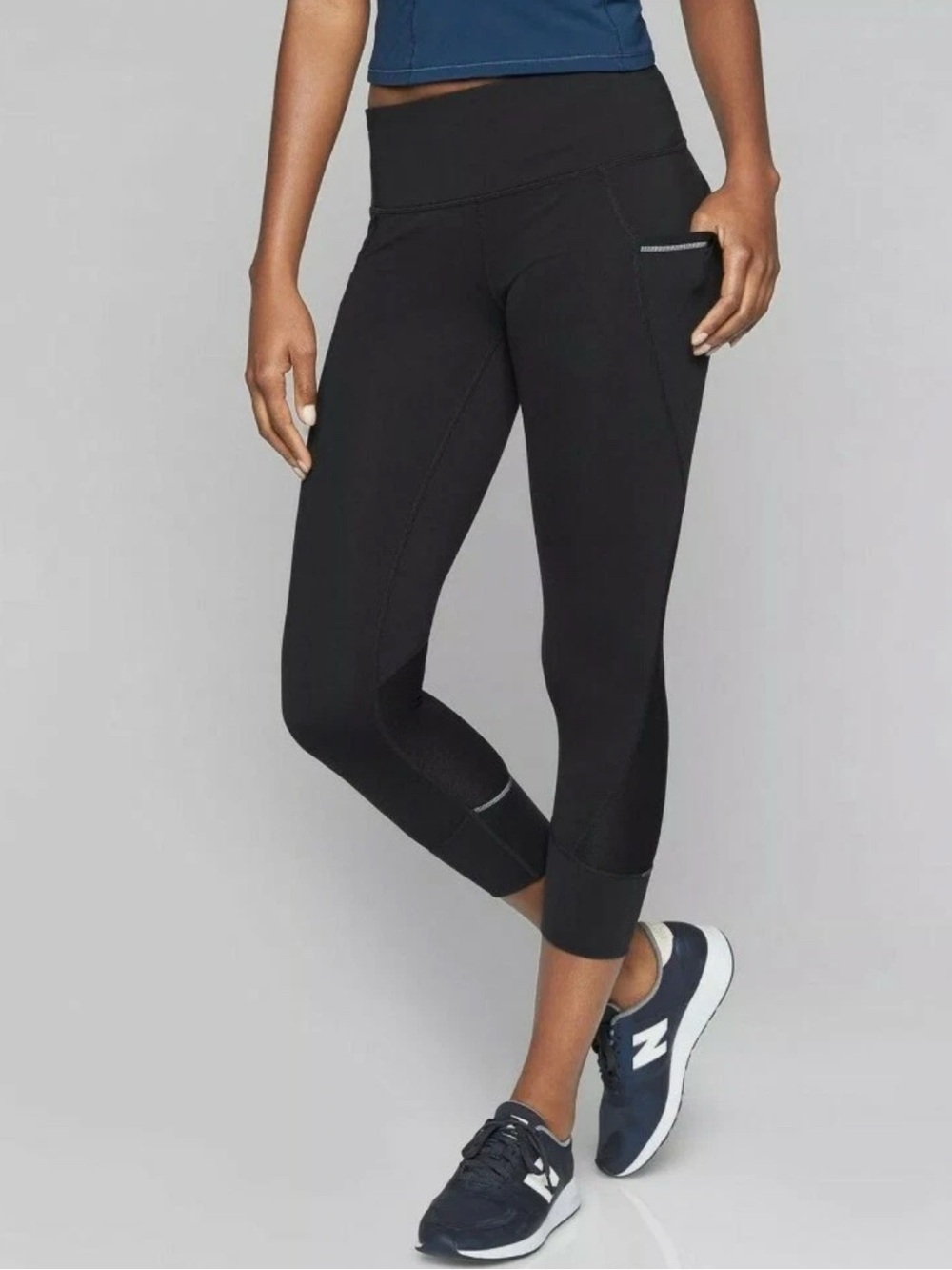 Athleta‎ Black Capri Performance Leggings